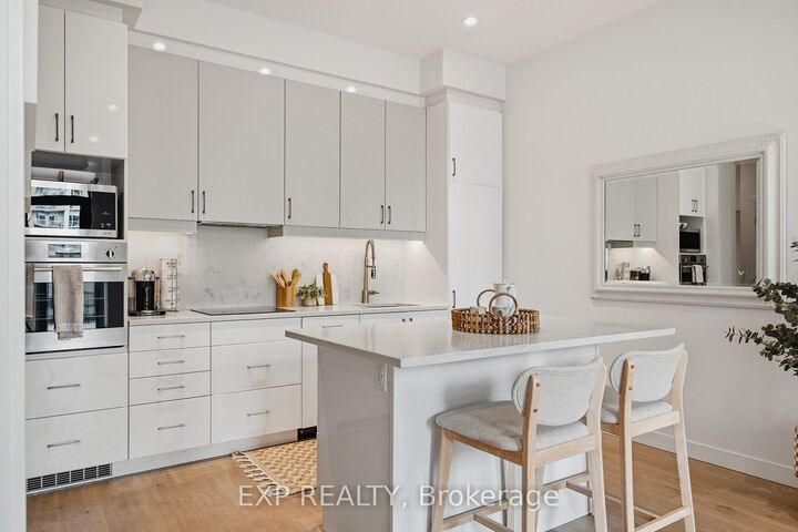 Property Photo:  181 King Street S 608  ON N2J 0E7 