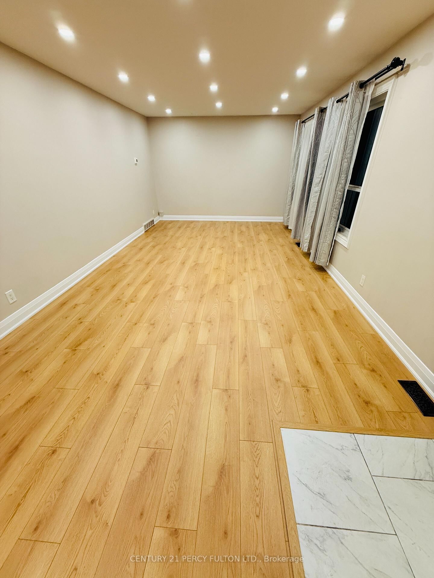 Property Photo:  379 Welland Avenue  ON L1J 3C7 