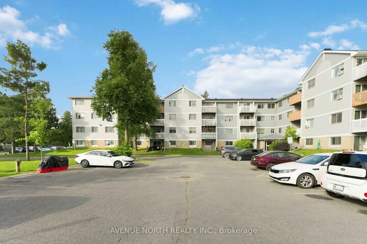 Property Photo:  212 Viewmount Drive 210  ON K2E 7X2 