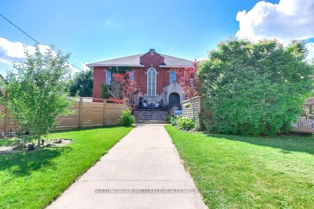 Property Photo:  73 Fifth Avenue  ON N5R 4C9 