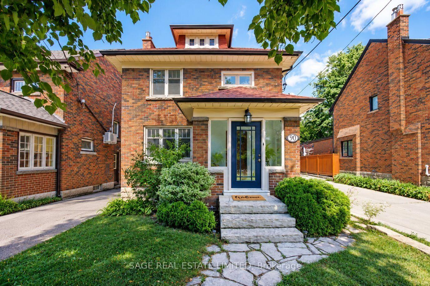 Property Photo:  90 Methuen Avenue  ON M6S 1Z9 