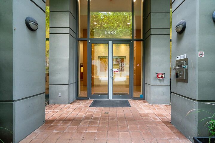 Property Photo:  6888 Alderbridge Way 1007  BC V6X 0A7 