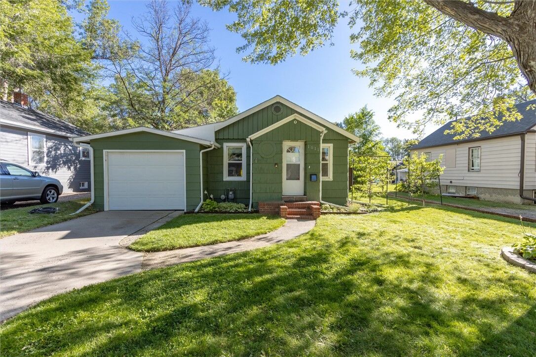 Property Photo: 1011 N 25th Street MT 59101