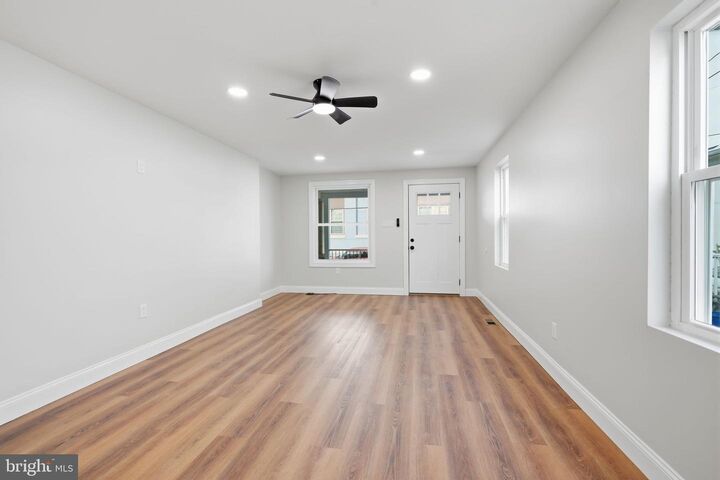 Property Photo:  426 Logan Street  PA 19007 