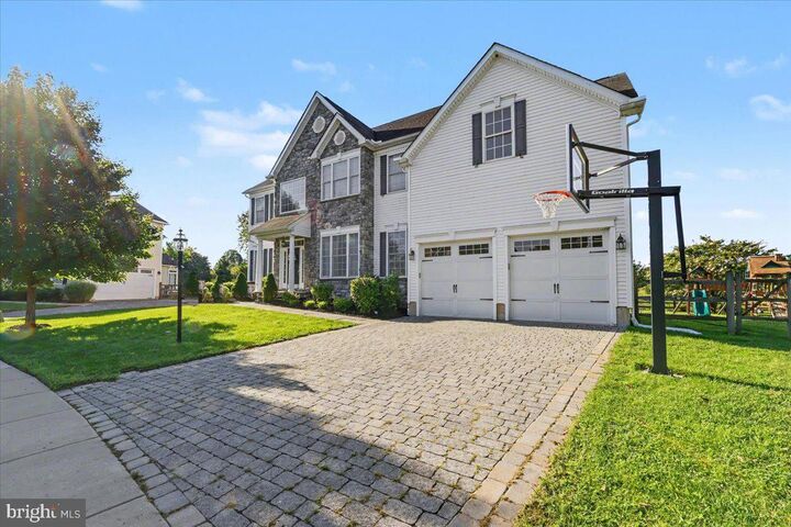 Property Photo: 410 Thistle Drive PA 19460