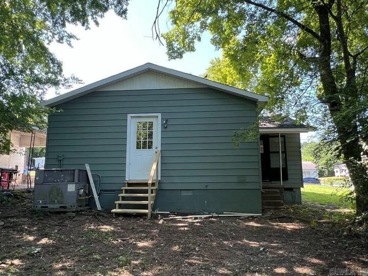 Property Photo:  1521 W 36  AR 72118 