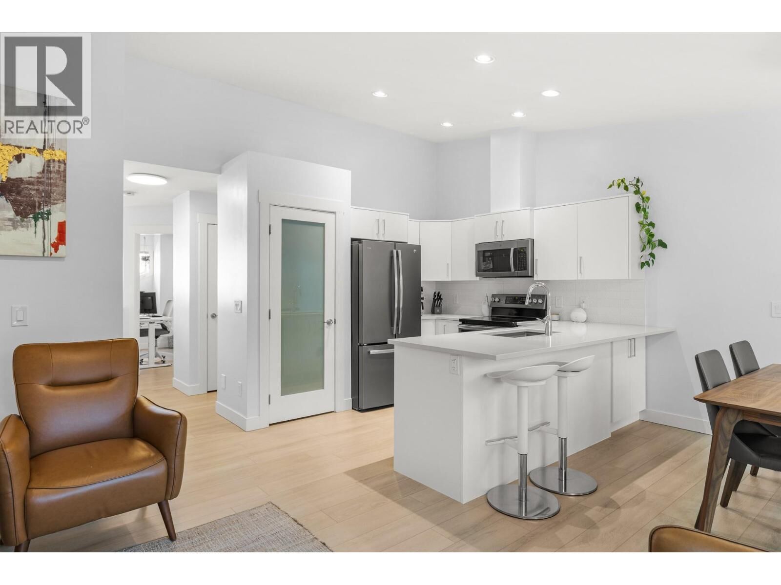 Property Photo:  225 Glen Park Drive 20  BC V1V 2X5 