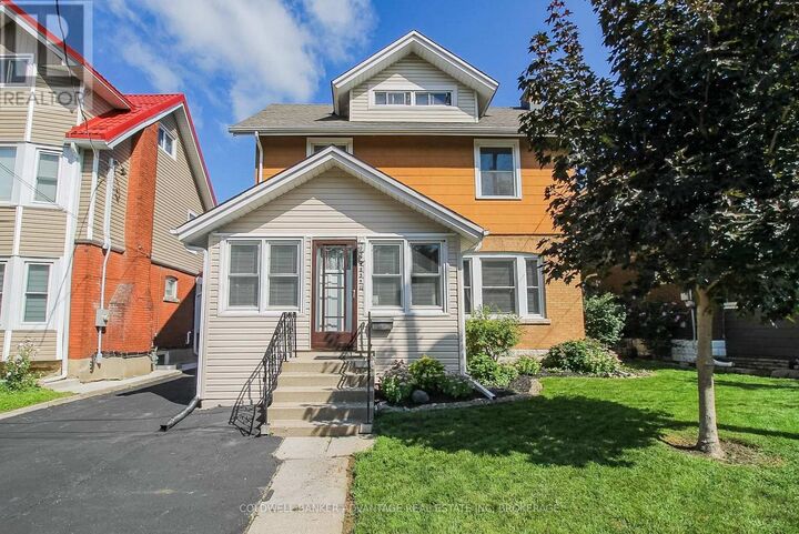 Property Photo: 4859 Willmott Street ON L2E 1Z5