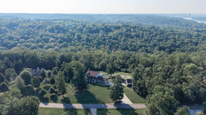 Property Photo: 2113 Beech Cove OH 45157