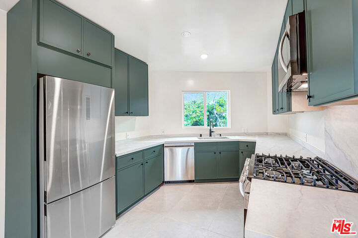 Property Photo: 16185 W Sunset Blvd, Unit 3 CA 90272