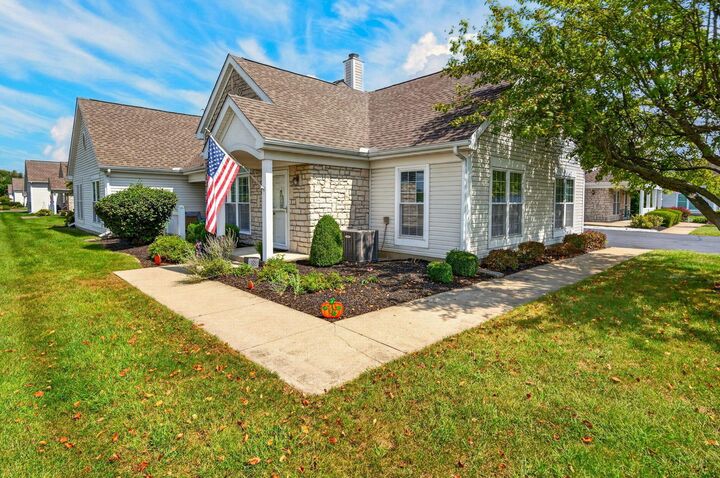 Property Photo: 1243 Dunhurst Street OH 43113