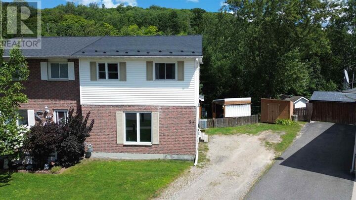 Property Photo:  52 Lachance Pl  ON P5A 3B8 
