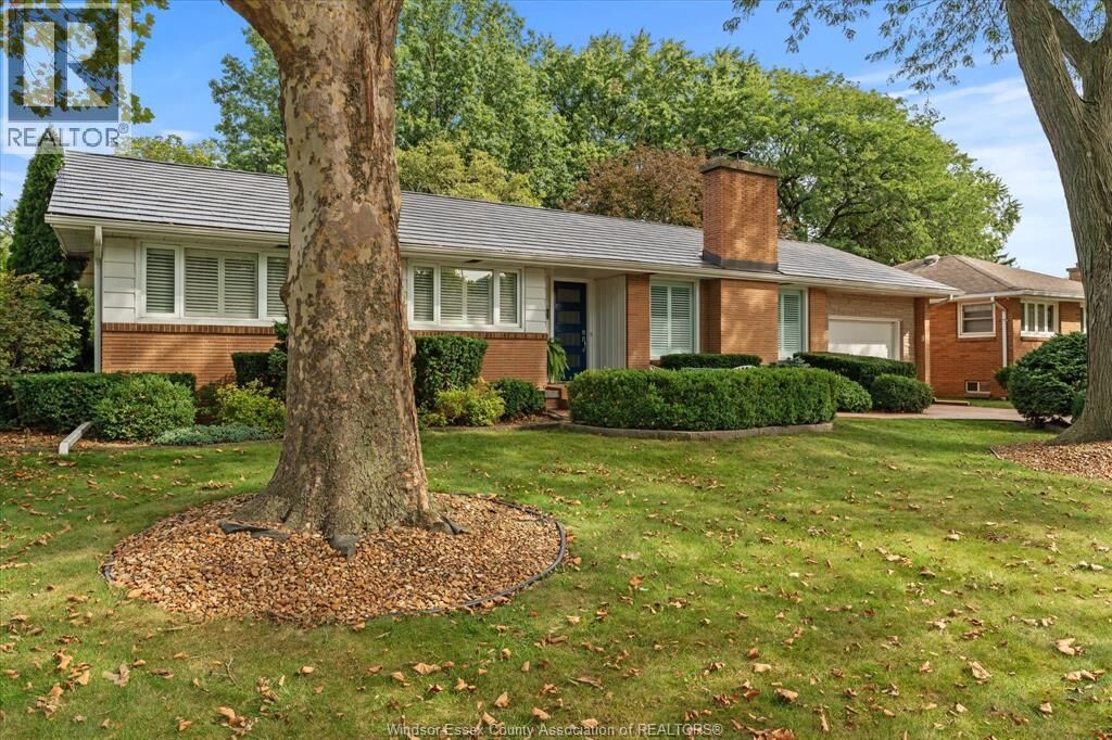 Property Photo:  730 Champlain Drive  ON N9E 1M5 