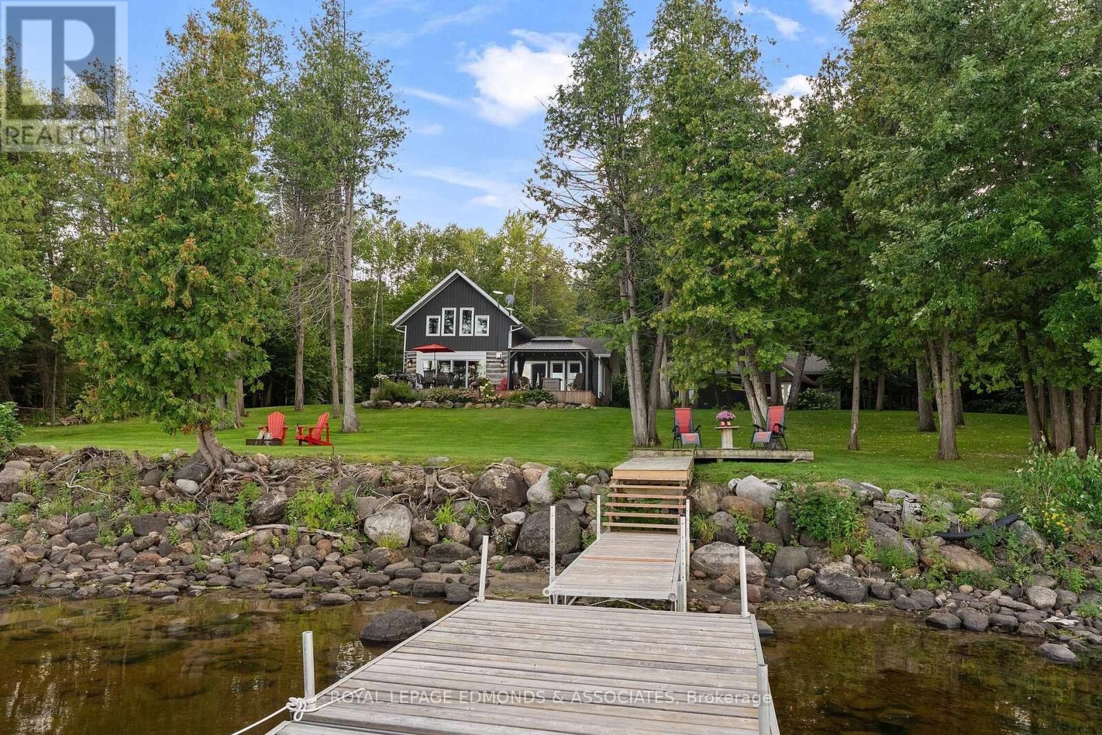 Property Photo:  106 Whites Beach Trail  ON K0J 2L0 