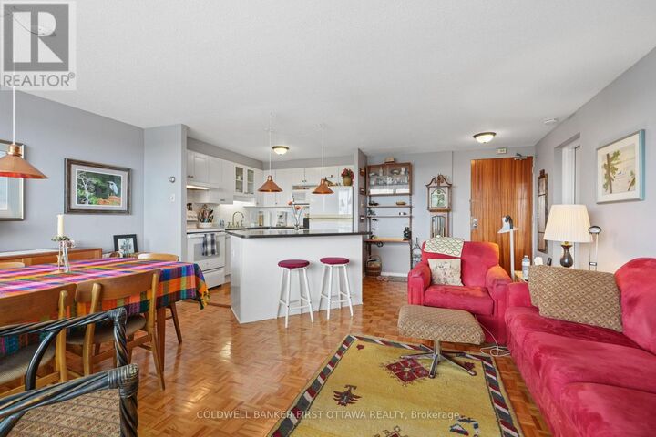 Property Photo:  3100 Carling Avenue 817  ON K2B 6J6 