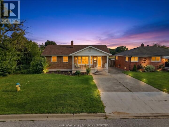 Property Photo:  8327 Menard Street  ON N8S 1W2 