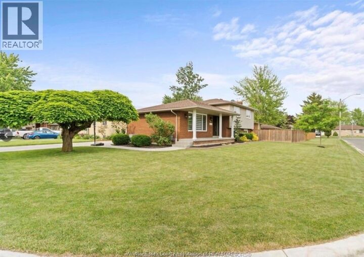 Property Photo:  146 Atlantic  ON N9V 3K7 
