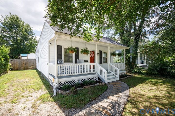 Property Photo:  2131 Ginter Street  VA 23228 
