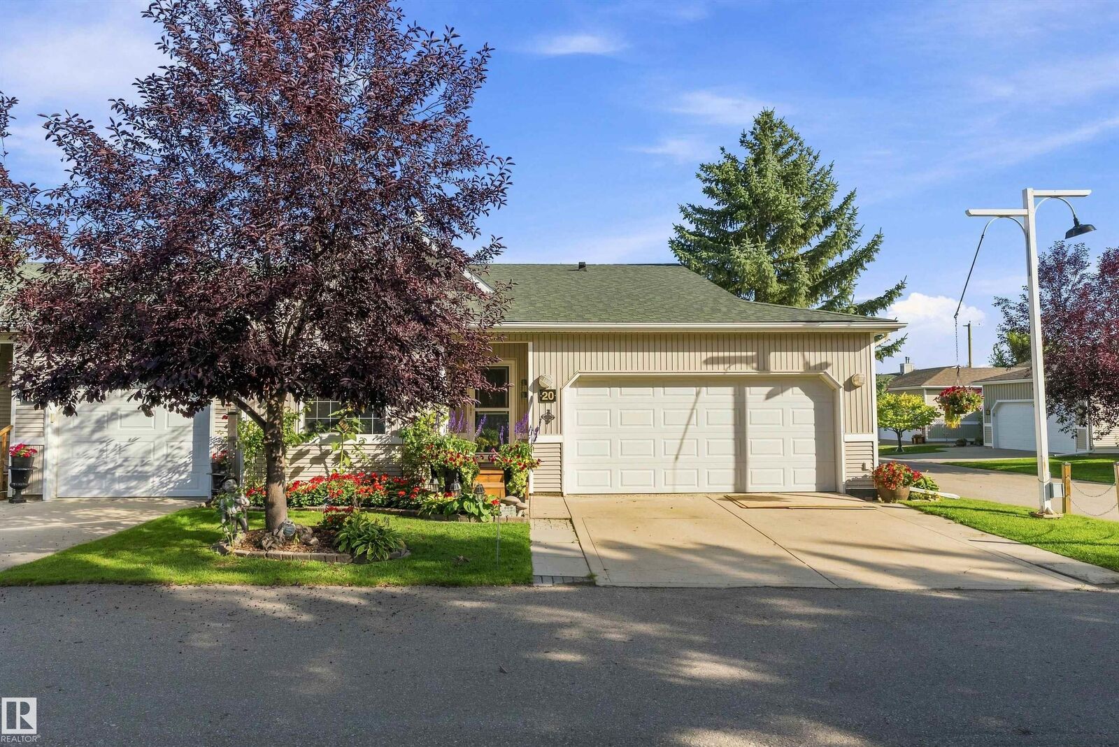 Property Photo:  1 Village Lane 20  AB T0C 2V0 