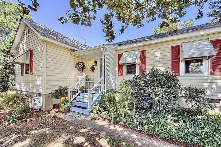 Property Photo: 13251 Nandua Rd VA 23420