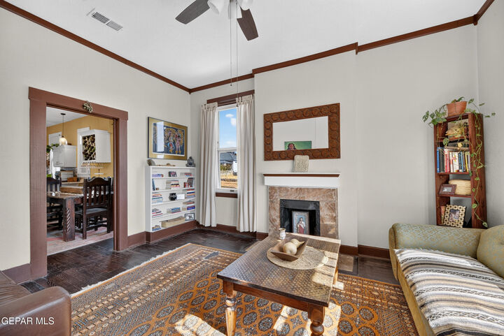 Property Photo:  2919 N Raynor Street  TX 79930 