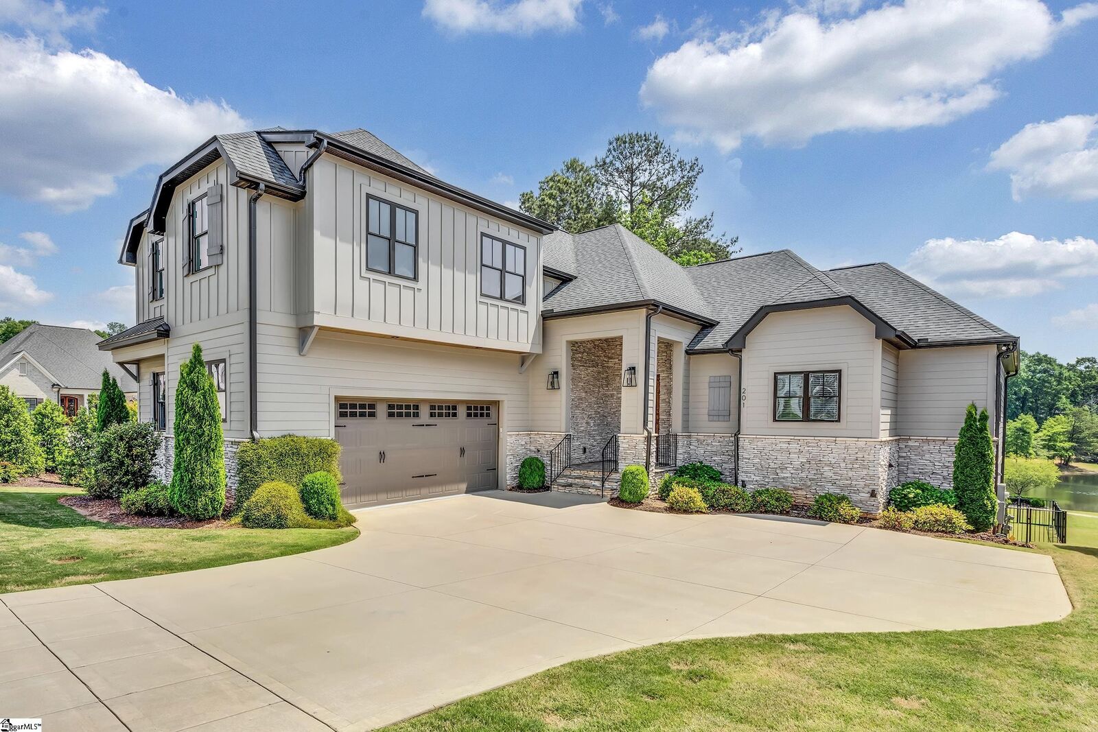 Property Photo: 201 Chestnut Pond Lane SC 29681