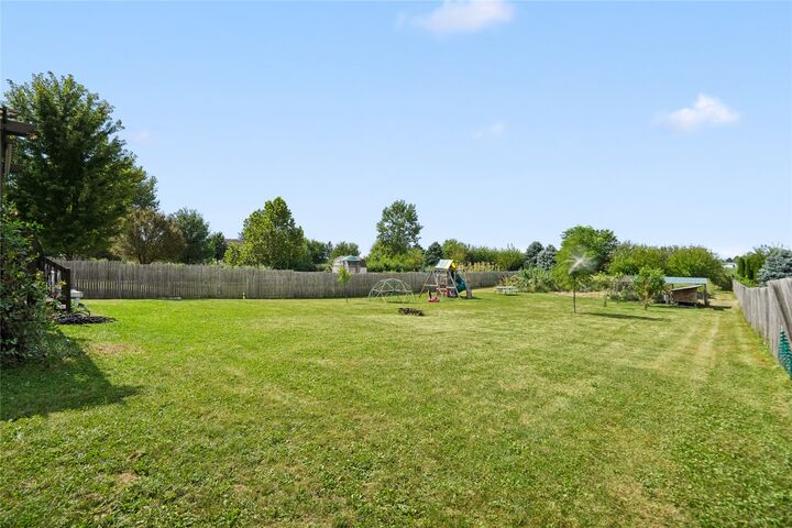 Property Photo:  5814 NW 106th Street  IA 50131 
