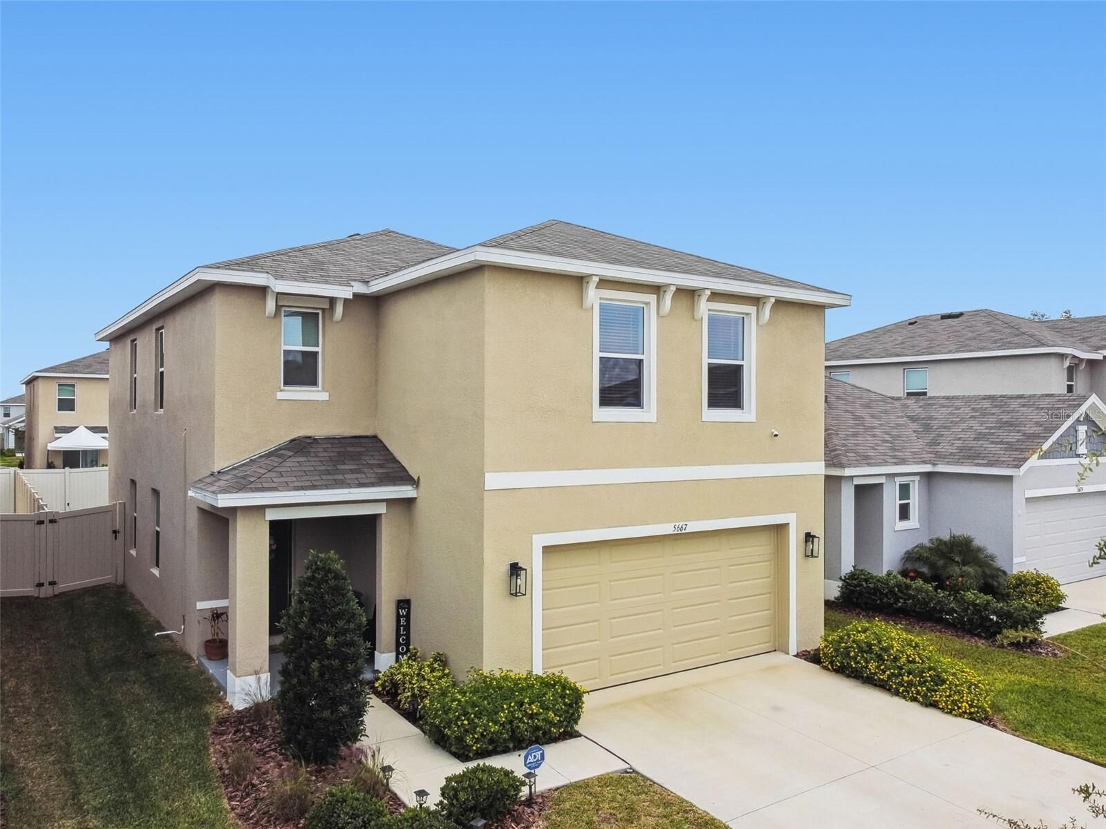 Property Photo:  5667 Chorleywood Lane  FL 33545 