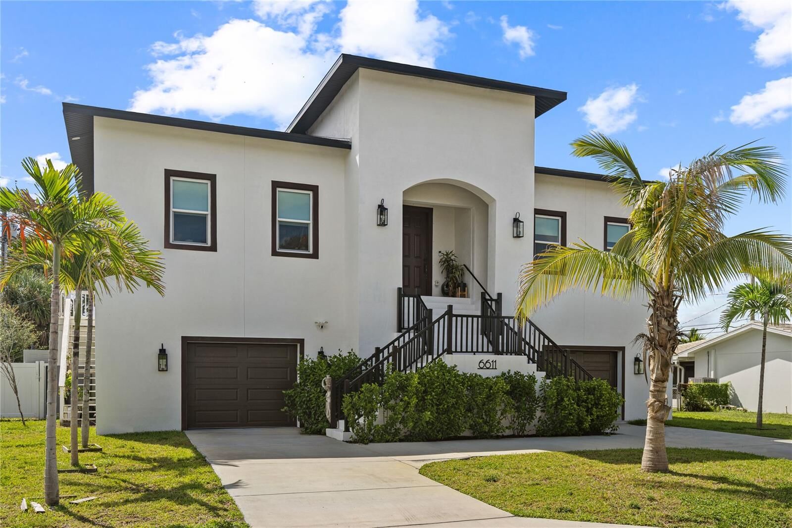 Property Photo: 6611 Blue Heron Drive S FL 33707