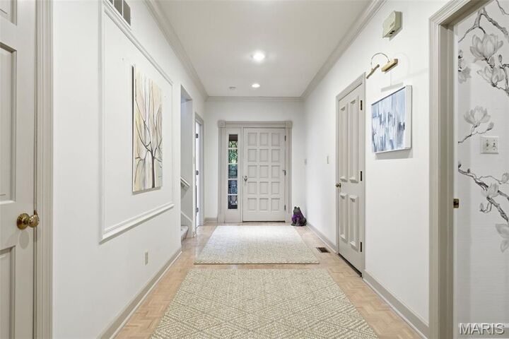 Property Photo:  2252 Croydon Walk  MO 63131 