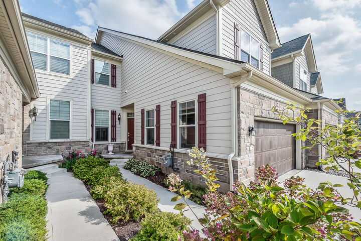 Property Photo:  3075 N Spurway Drive  MI 48105 