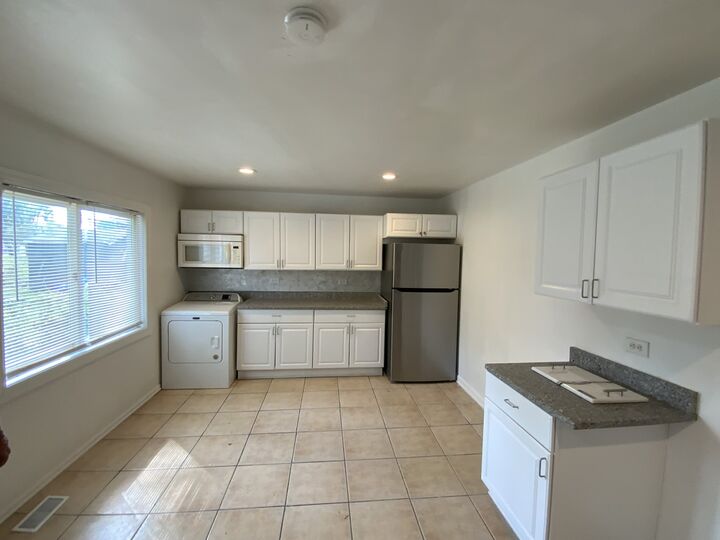 Property Photo:  1429 Ambassador Lane  IL 60411 