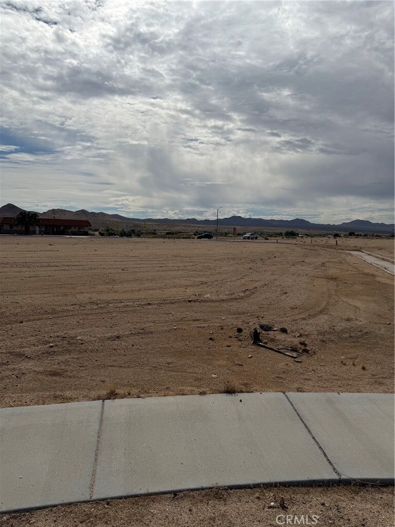 Property Photo:  5 Autumn  CA 92342 