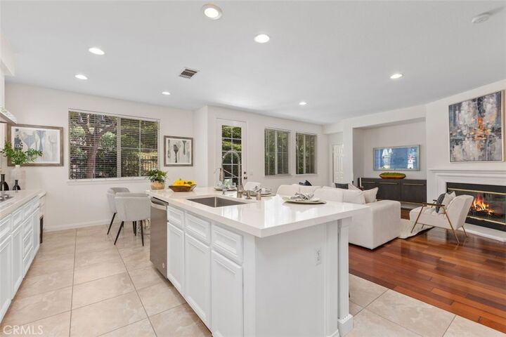 Property Photo:  152 Treehouse  CA 92603 