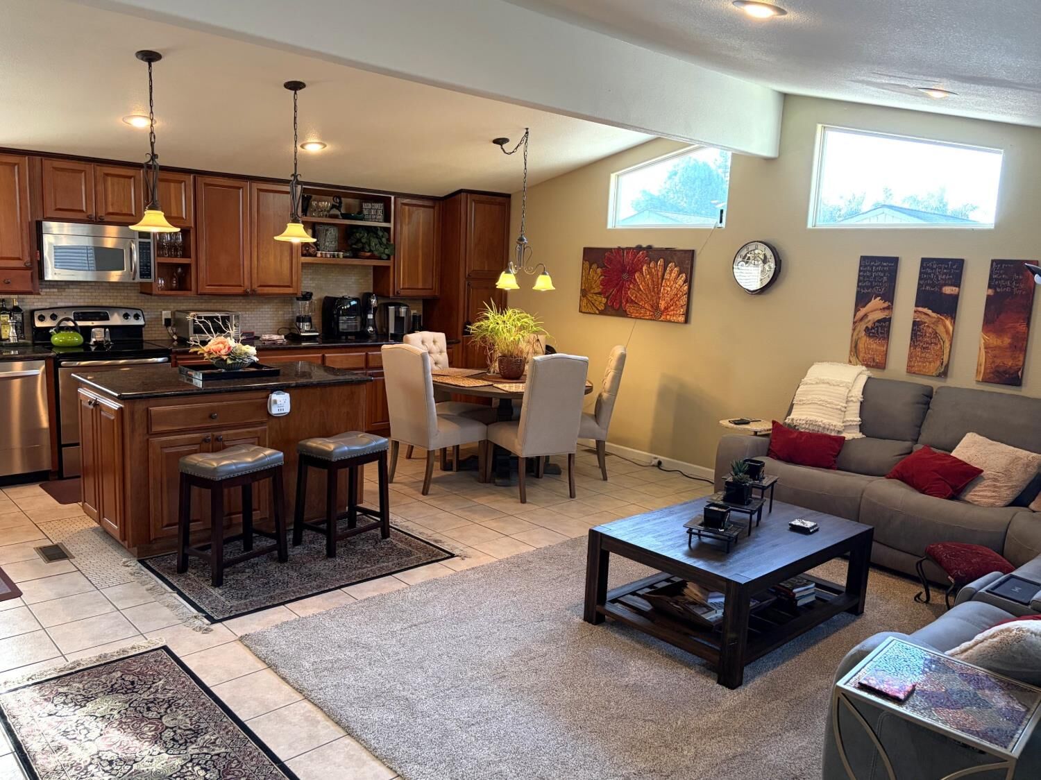 Property Photo: 23 Wild Rose Court CA 95242
