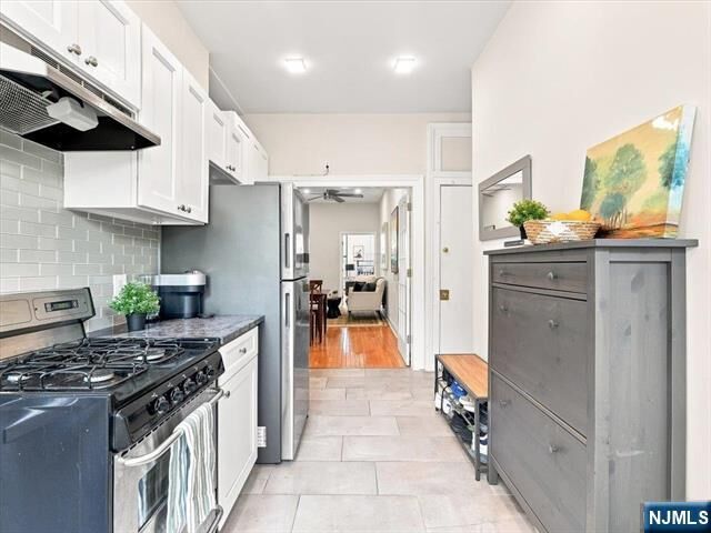 Property Photo:  63 Madison Street 4  NJ 07030 