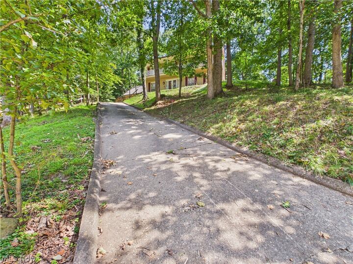 Property Photo:  35 Woodland Park Drive  WV 26104 