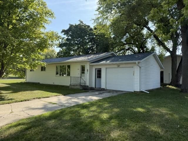 Property Photo: 109 Arkansas Avenue MN 56339