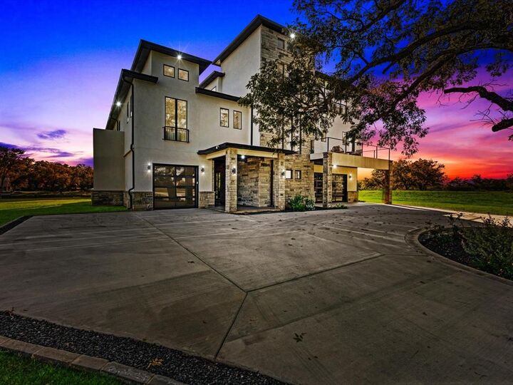 Property Photo:  1046 River Ranch Lane  TX 76087 