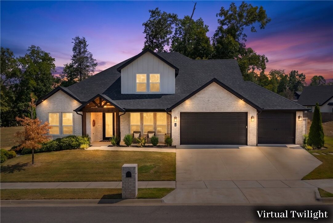 Property Photo:  109 SW Autumn Hills Road  AR 72712 
