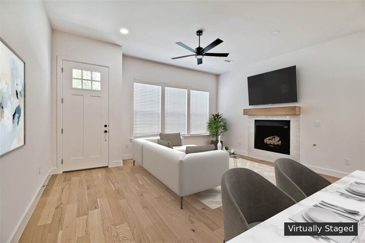 Property Photo:  510 W Persimmon Street  AR 72756 