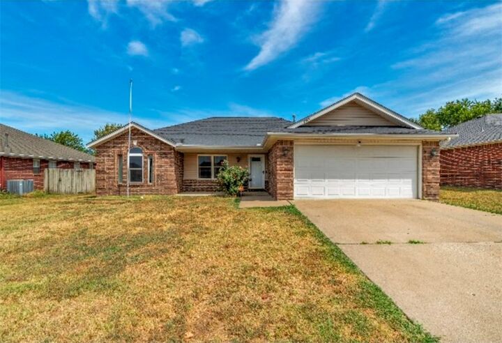 Property Photo: 2308 SW 15th Street AR 72713