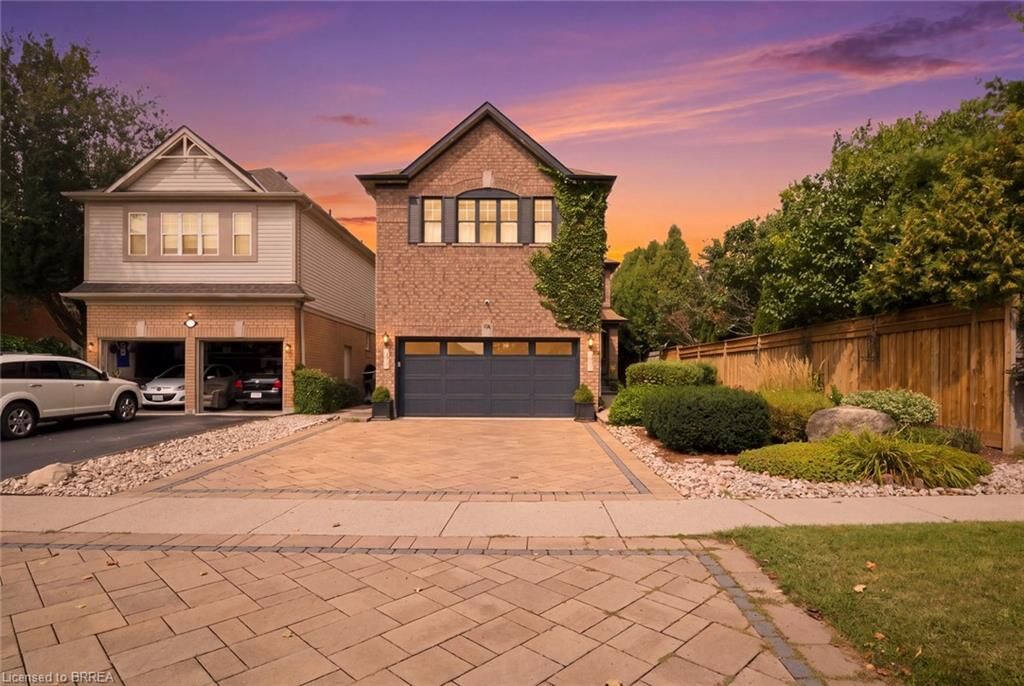 Property Photo:  40 Premier Road  ON L8B 0K7 