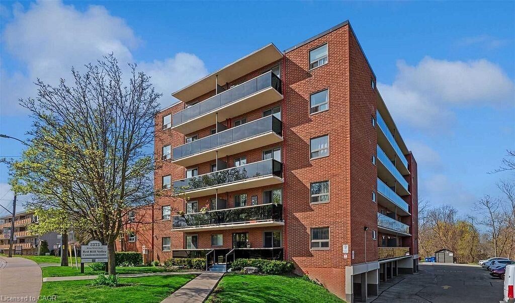 Property Photo:  2373 King Street 26  ON L8K 1X9 