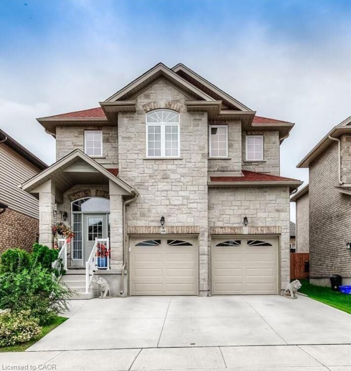 Property Photo:  340 Watervale Crescent 2  ON N2A 0G1 