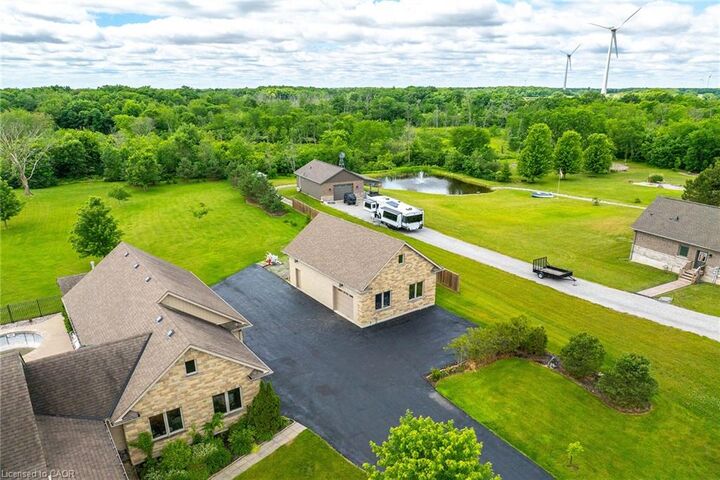 Property Photo:  850 Regional Road 27 Road  ON L0R 2J0 