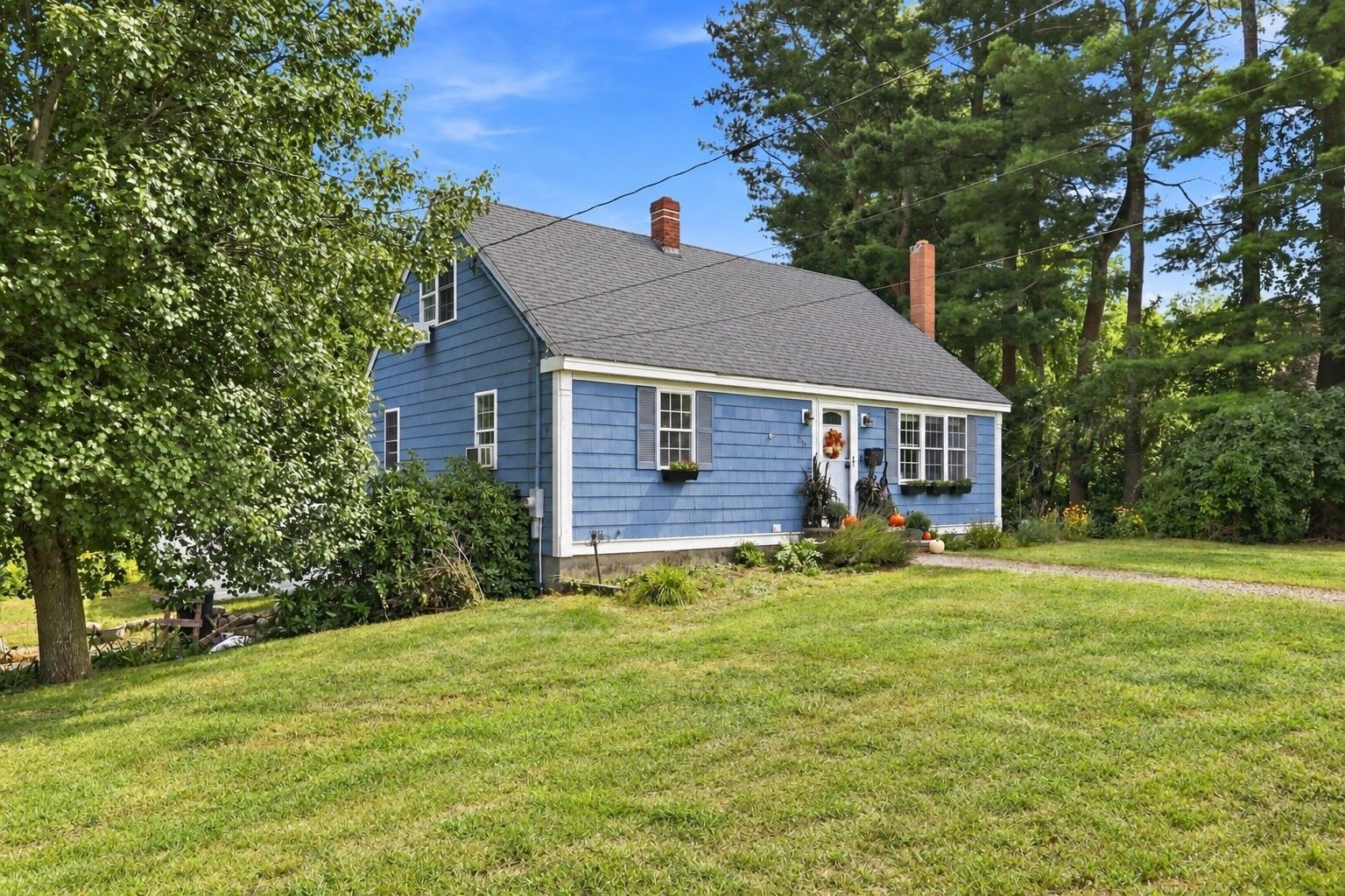 Property Photo: 400 Main St MA 01834