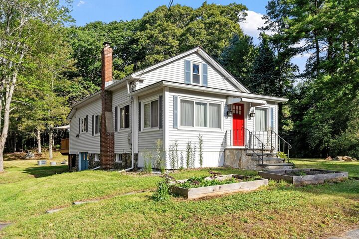 Property Photo:  322 Pearl Street  MA 01440 