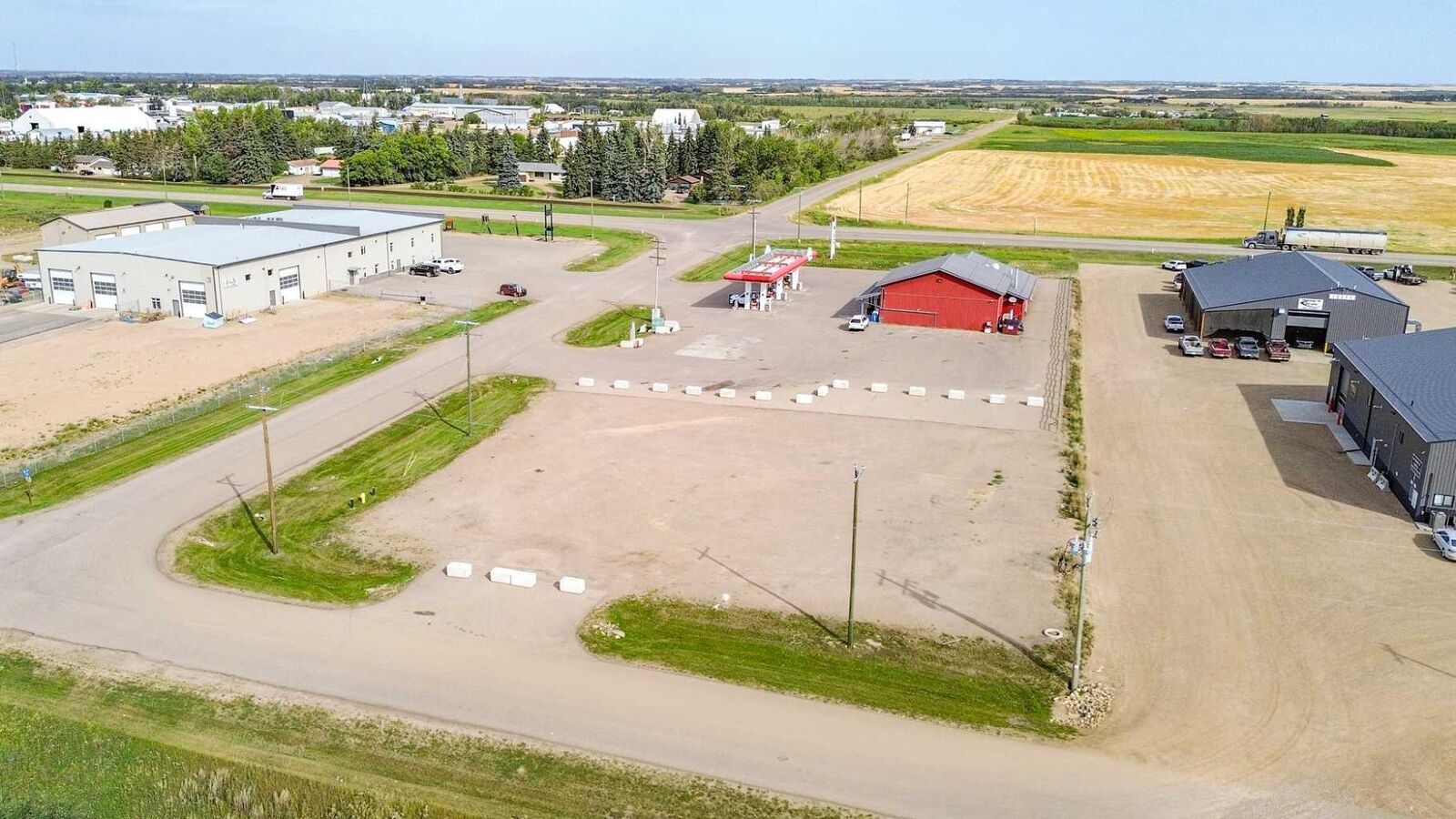 Property Photo: 3710 38 Street AB T0C 2L0