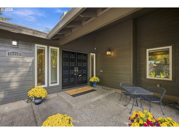 Property Photo:  11255 SW Lynnvale Dr  OR 97225 